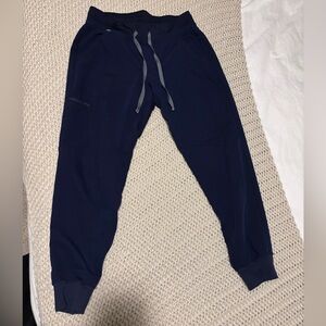 Figs women’s jogger navy scrub pants